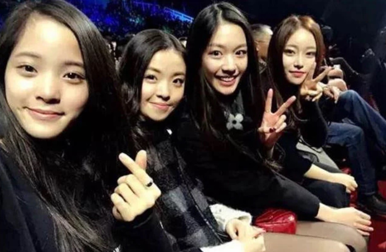 Ái nữ Trung Quốc thừa kế 20 nghìn tỷ, chỉ cần một cú điện thoại thần tượng liền đến dự sinh nhật